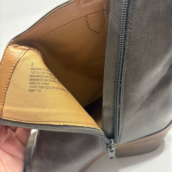 Universal Thread Boots Womens Marlow Zip Cowboy Pointed Bootie Grey Heels Size 8 - Picture 9 of 16